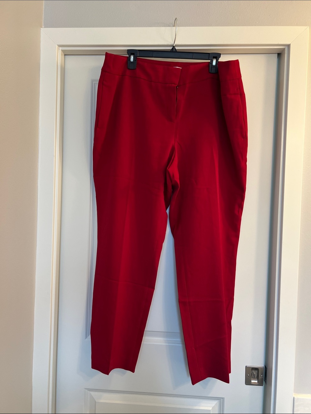 Kasper Red Cropped Tailored Pants